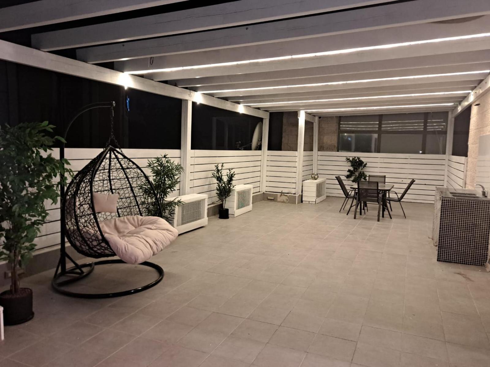Authentic One Bedroom Apartment In City Center 耶路撒冷 外观 照片