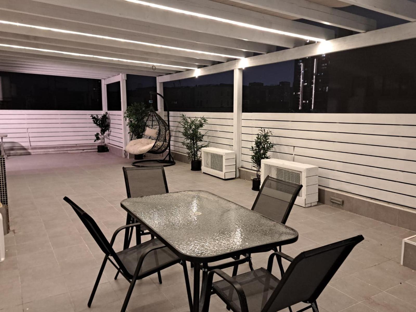 Authentic One Bedroom Apartment In City Center 耶路撒冷 外观 照片